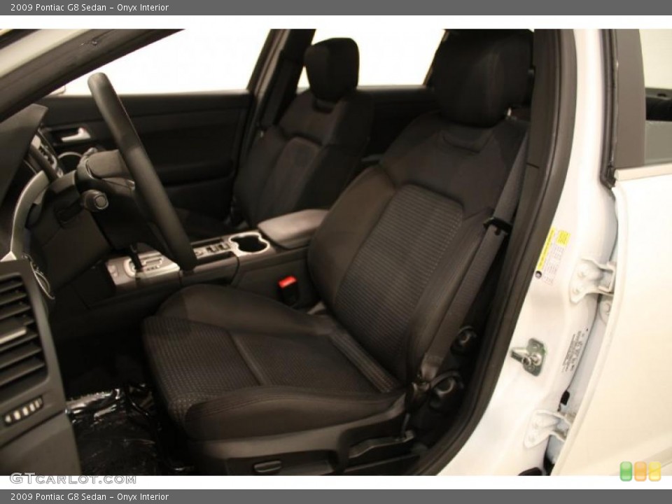 Onyx Interior Photo for the 2009 Pontiac G8 Sedan #48318761