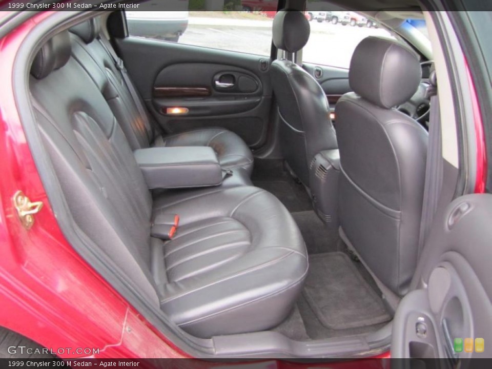 Agate Interior Photo for the 1999 Chrysler 300 M Sedan #48321326