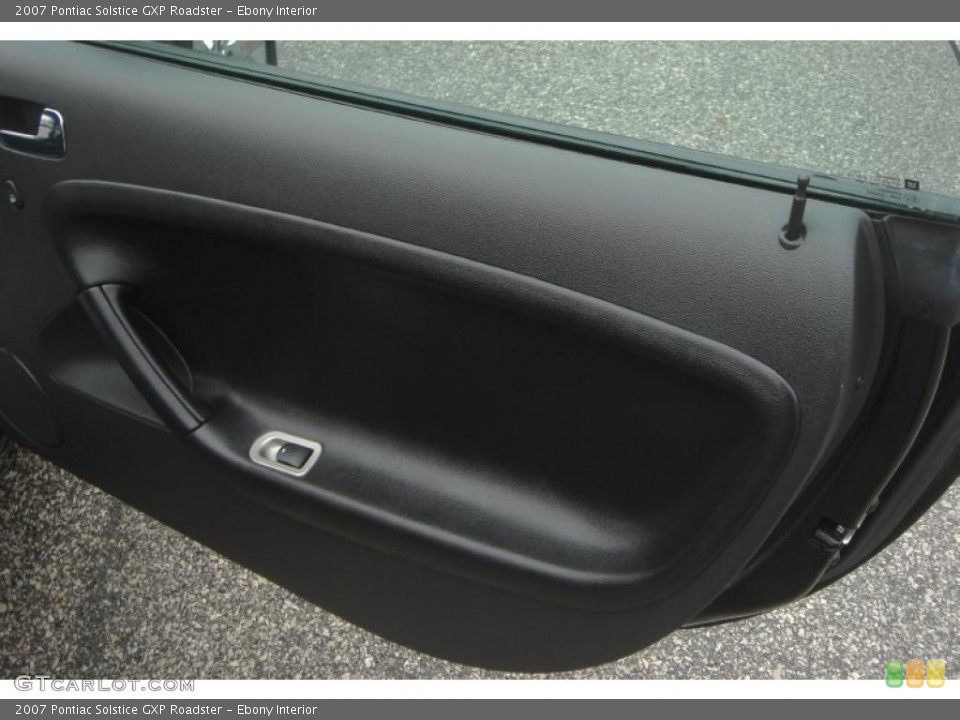 Ebony Interior Door Panel for the 2007 Pontiac Solstice GXP Roadster #48324695