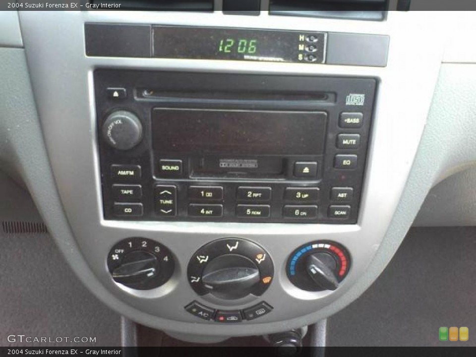 Gray Interior Controls for the 2004 Suzuki Forenza EX #48326360