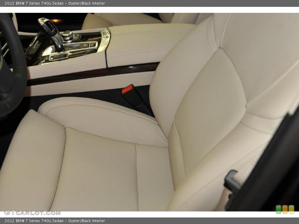 Oyster/Black Interior Photo for the 2012 BMW 7 Series 740Li Sedan #48330268