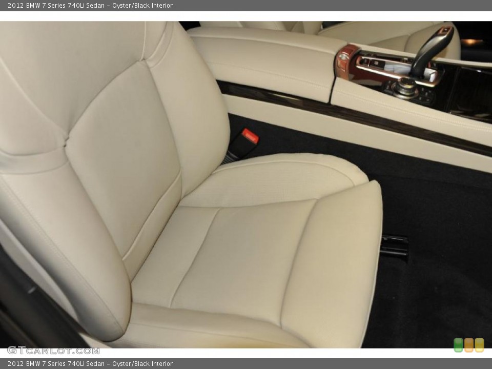 Oyster/Black Interior Photo for the 2012 BMW 7 Series 740Li Sedan #48330463