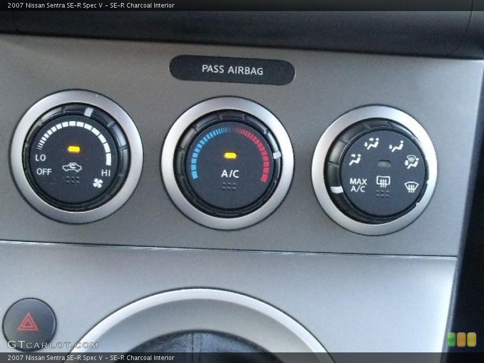 SE-R Charcoal Interior Controls for the 2007 Nissan Sentra SE-R Spec V #48332374