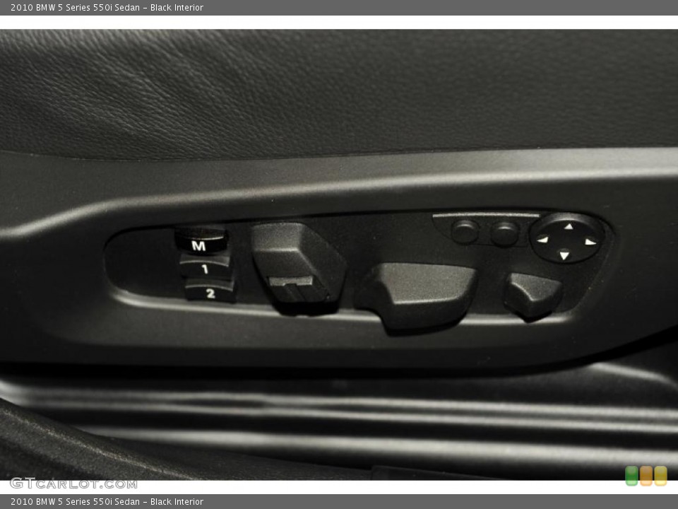 Black Interior Controls for the 2010 BMW 5 Series 550i Sedan #48335074