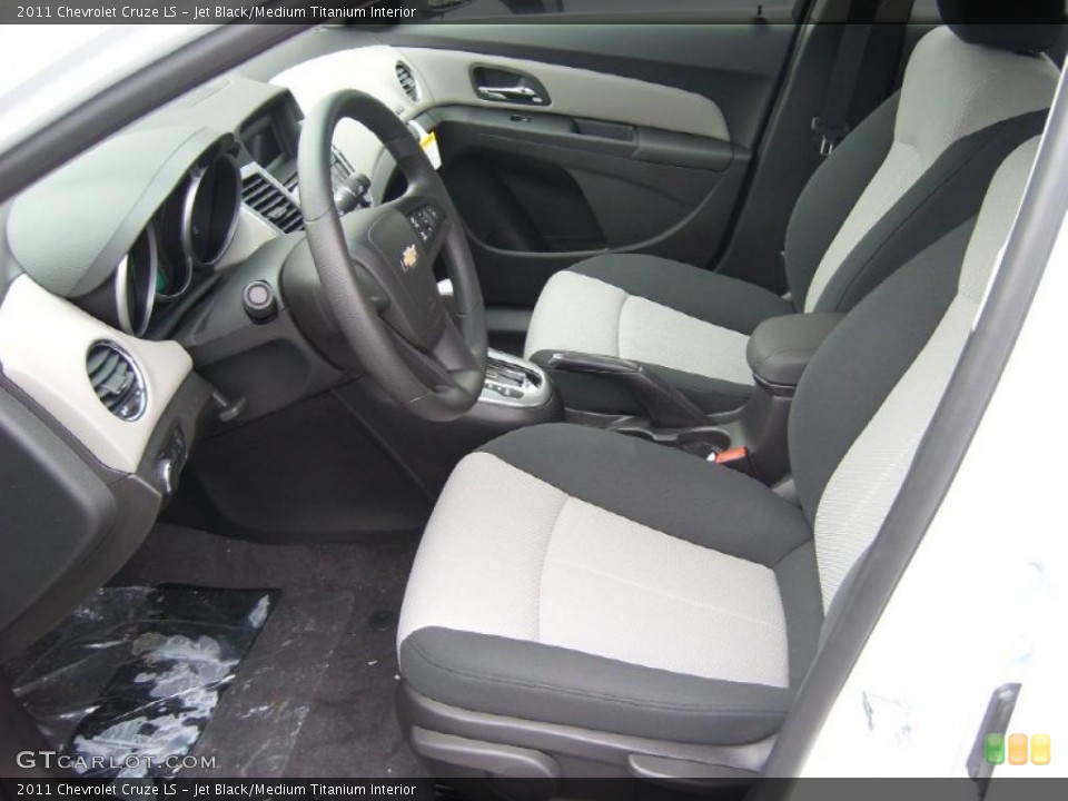 Jet Black/Medium Titanium Interior Photo for the 2011 Chevrolet Cruze LS #48340042