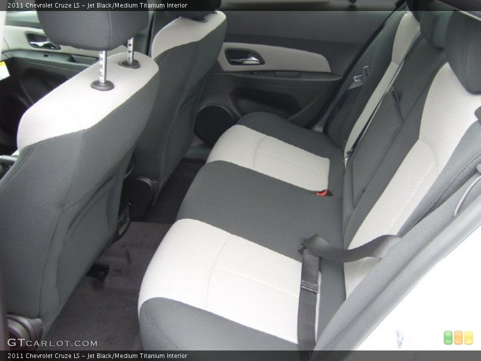 Jet Black/Medium Titanium Interior Photo for the 2011 Chevrolet Cruze LS #48340057