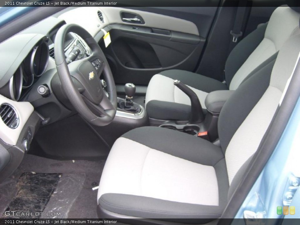 Jet Black/Medium Titanium Interior Photo for the 2011 Chevrolet Cruze LS #48340225