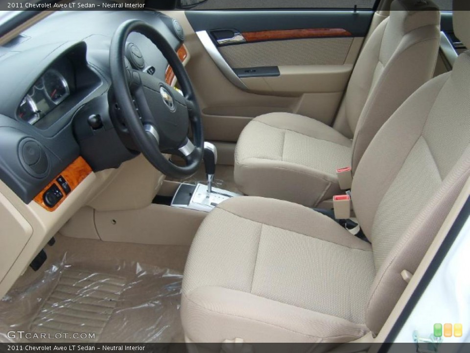 Neutral Interior Photo for the 2011 Chevrolet Aveo LT Sedan #48340843