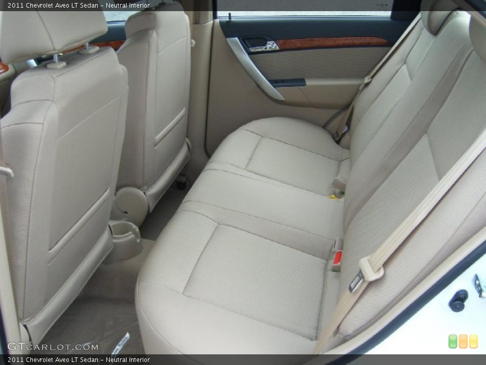 Neutral Interior Photo for the 2011 Chevrolet Aveo LT Sedan #48340858