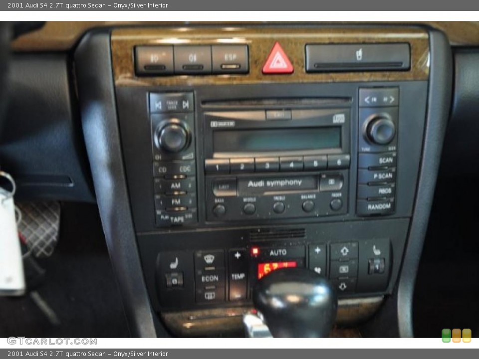 Onyx/Silver Interior Controls for the 2001 Audi S4 2.7T quattro Sedan #48343078