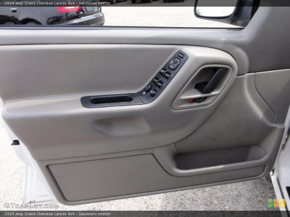 Sandstone Interior Door Panel for the 2004 Jeep Grand Cherokee Laredo 4x4 #48344518