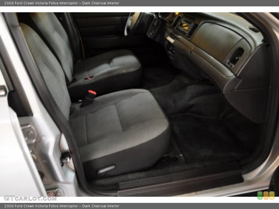 Dark Charcoal Interior Photo for the 2009 Ford Crown Victoria Police Interceptor #48344908