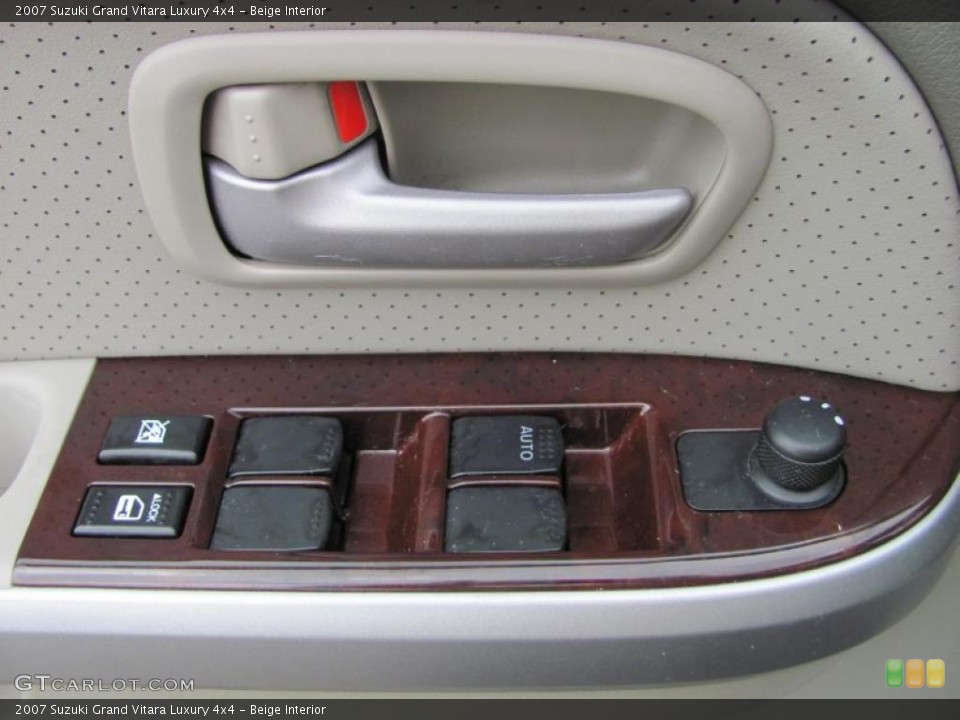 Beige Interior Controls for the 2007 Suzuki Grand Vitara Luxury 4x4 #48356758