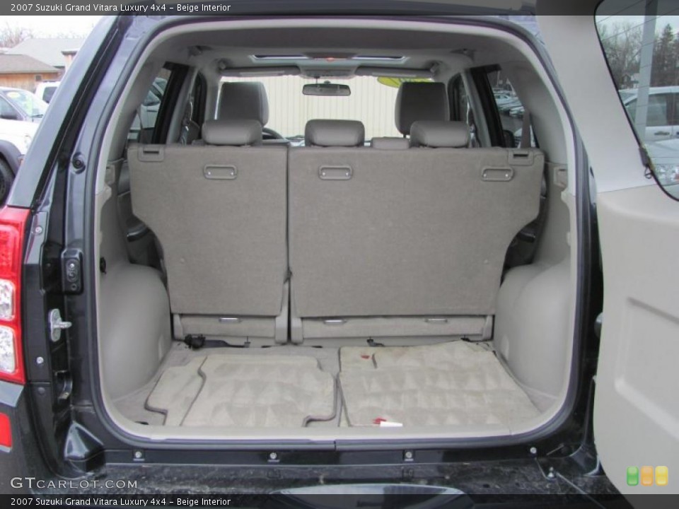 Beige Interior Trunk for the 2007 Suzuki Grand Vitara Luxury 4x4 #48356833