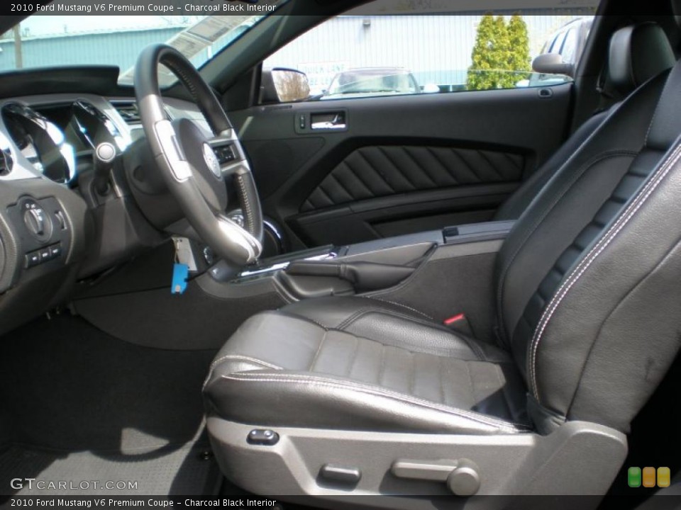 Charcoal Black Interior Photo for the 2010 Ford Mustang V6 Premium Coupe #48358900