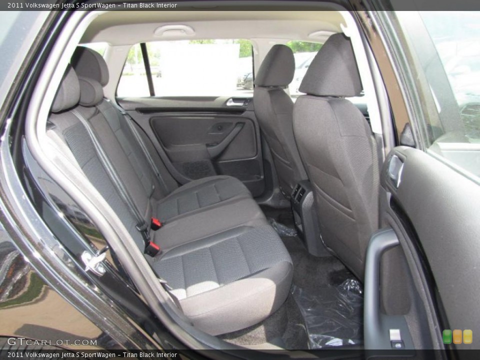Titan Black Interior Photo for the 2011 Volkswagen Jetta S SportWagen #48362064