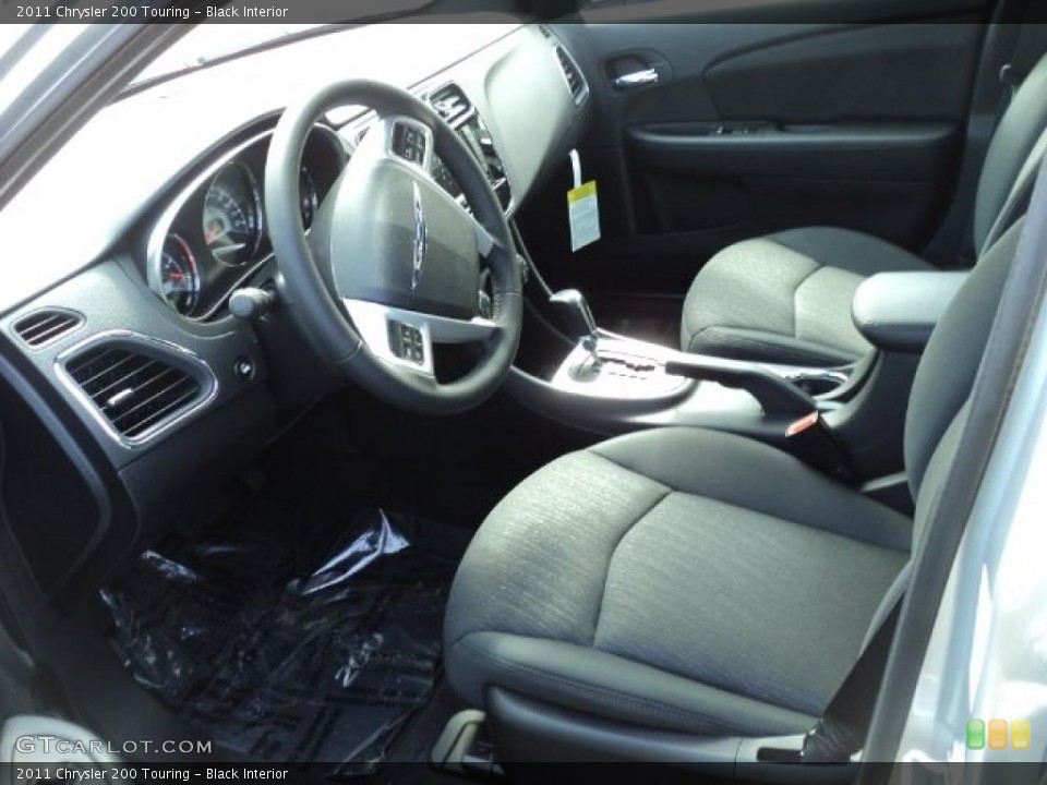 Black Interior Photo for the 2011 Chrysler 200 Touring #48372757