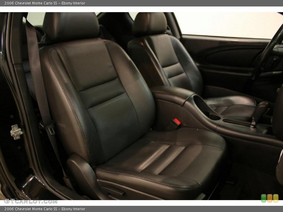 Ebony Interior Photo for the 2006 Chevrolet Monte Carlo SS #48375470
