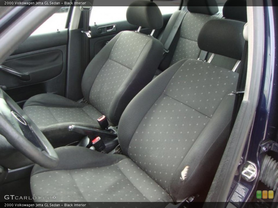 Black Interior Photo for the 2000 Volkswagen Jetta GL Sedan #48375497