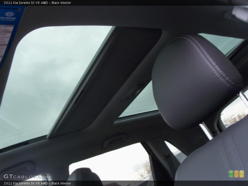 Black Interior Sunroof for the 2011 Kia Sorento SX V6 AWD #48382028