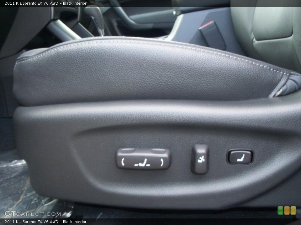 Black Interior Controls for the 2011 Kia Sorento EX V6 AWD #48382184