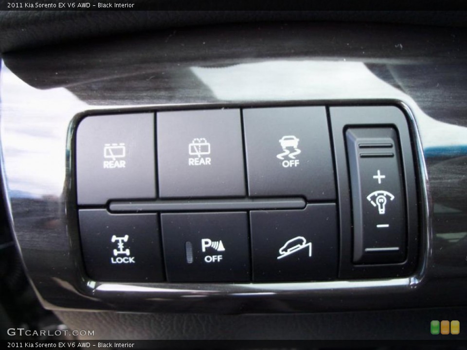 Black Interior Controls for the 2011 Kia Sorento EX V6 AWD #48382208