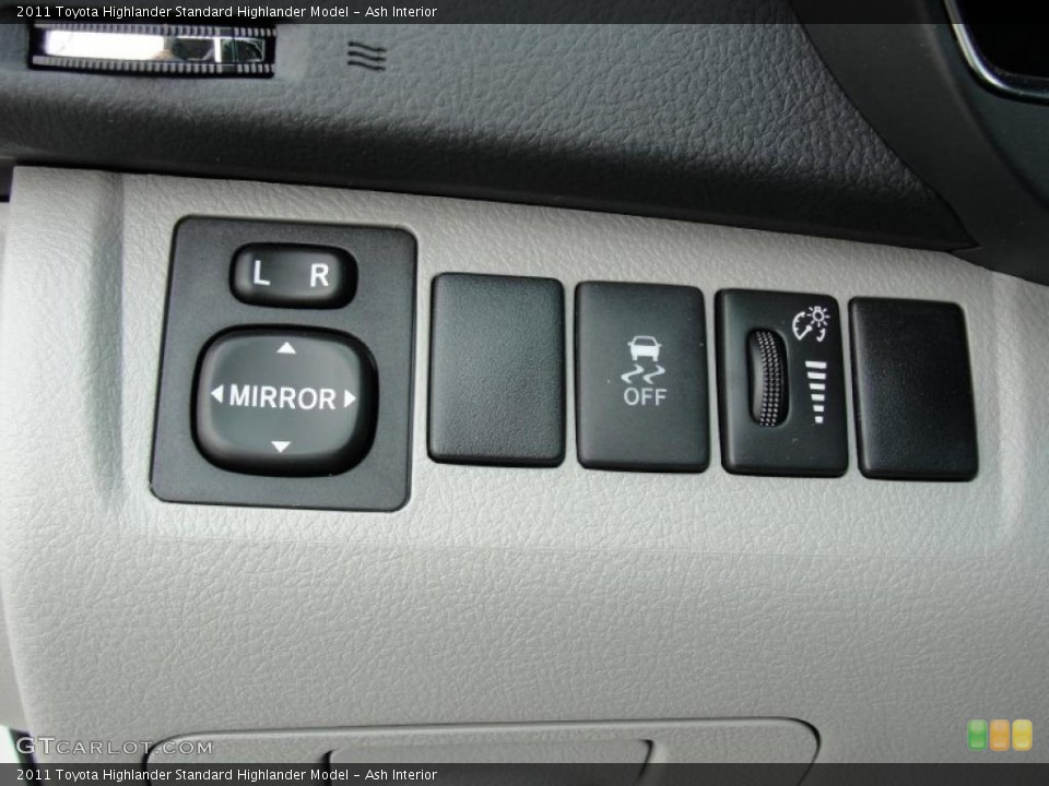 Ash Interior Controls for the 2011 Toyota Highlander  #48382232