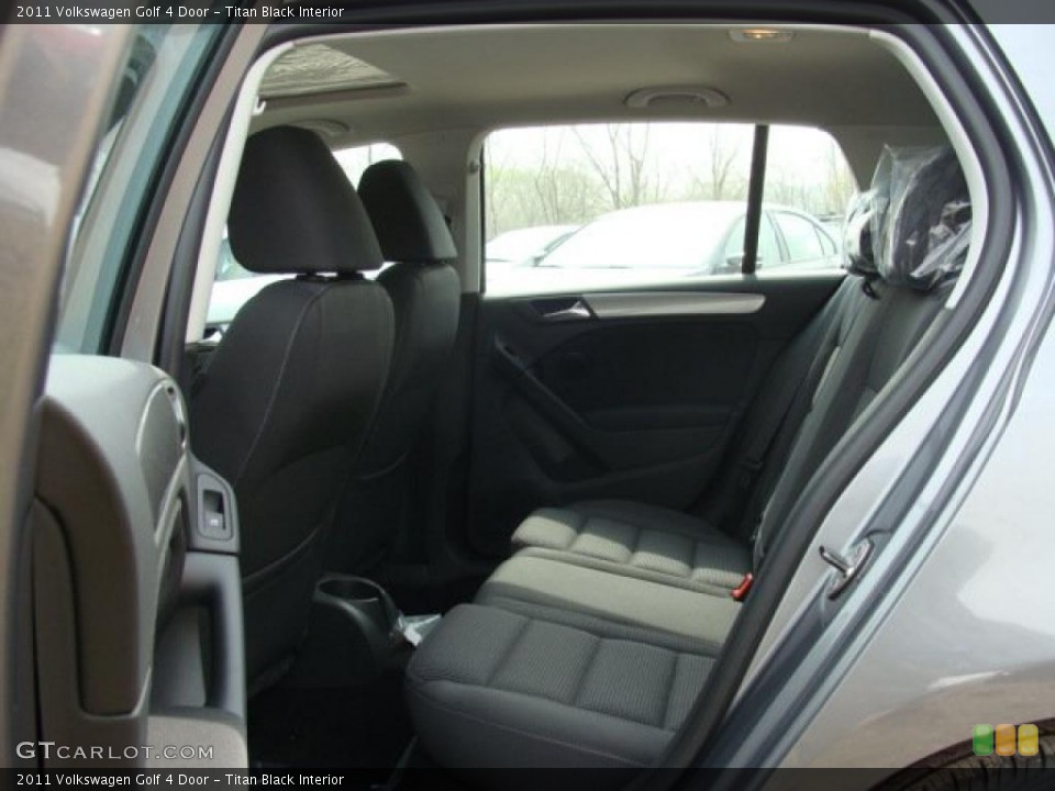 Titan Black Interior Photo for the 2011 Volkswagen Golf 4 Door #48382304