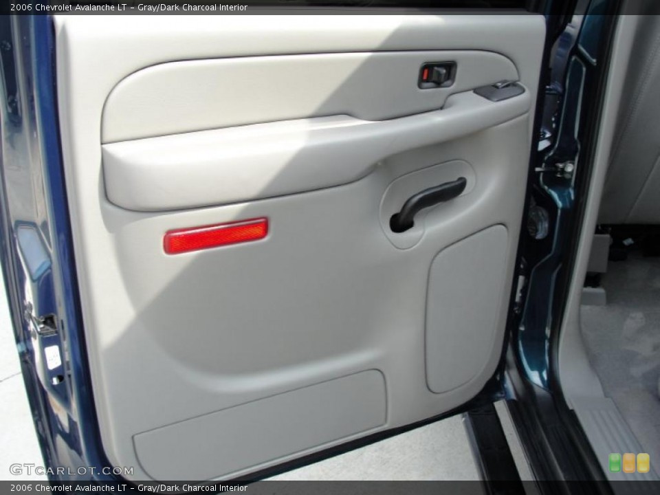 Gray/Dark Charcoal Interior Door Panel for the 2006 Chevrolet Avalanche LT #48385202
