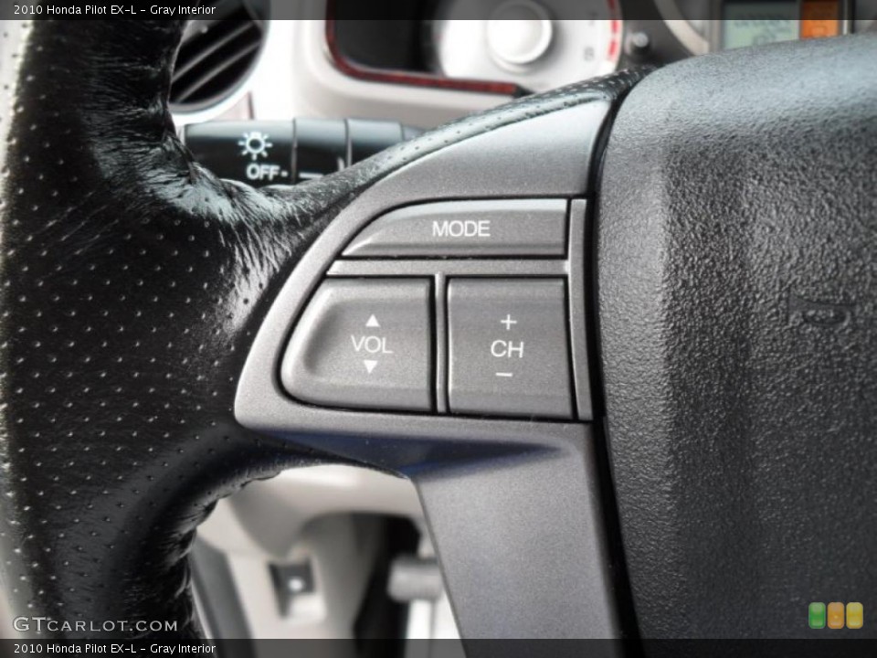 Gray Interior Controls for the 2010 Honda Pilot EX-L #48385667