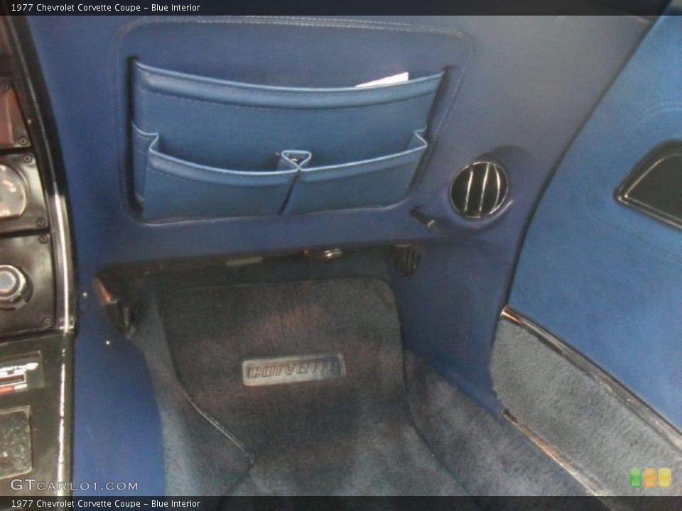Blue Interior Photo for the 1977 Chevrolet Corvette Coupe #48386169