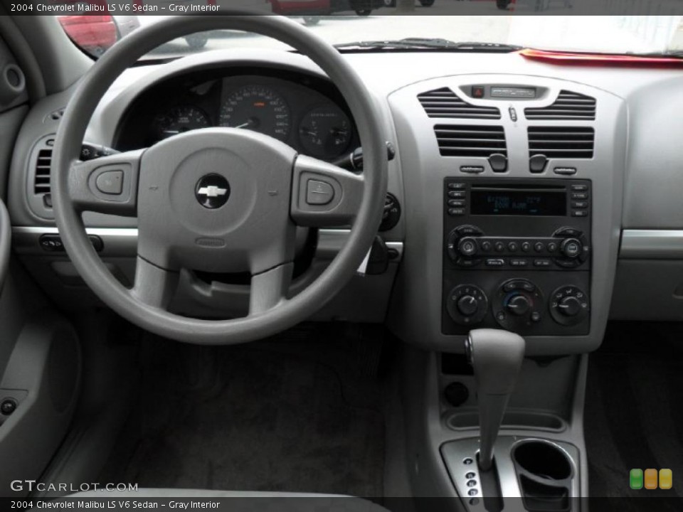 Gray Interior Dashboard for the 2004 Chevrolet Malibu LS V6 Sedan #48386568
