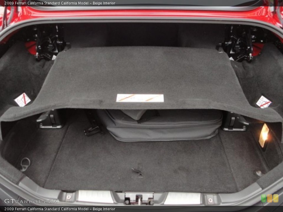 Beige Interior Trunk for the 2009 Ferrari California  #48387954