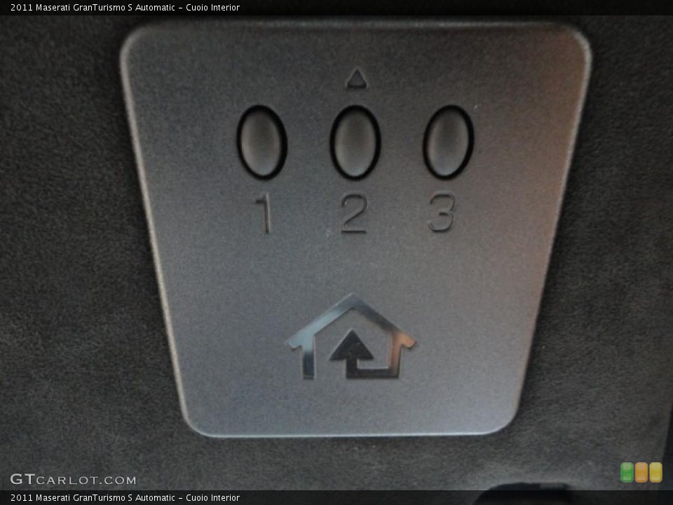 Cuoio Interior Controls for the 2011 Maserati GranTurismo S Automatic #48389637