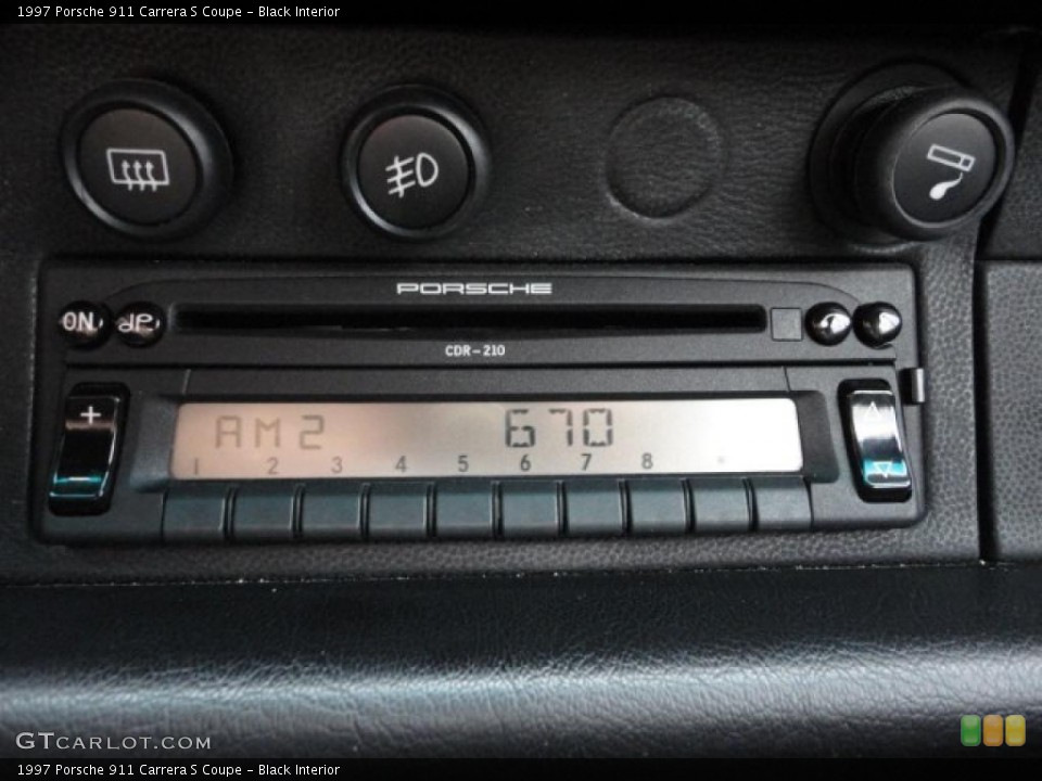 Black Interior Controls for the 1997 Porsche 911 Carrera S Coupe #48390720