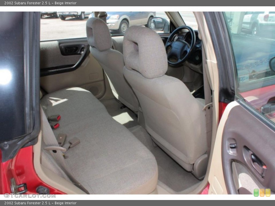 Beige 2002 Subaru Forester Interiors