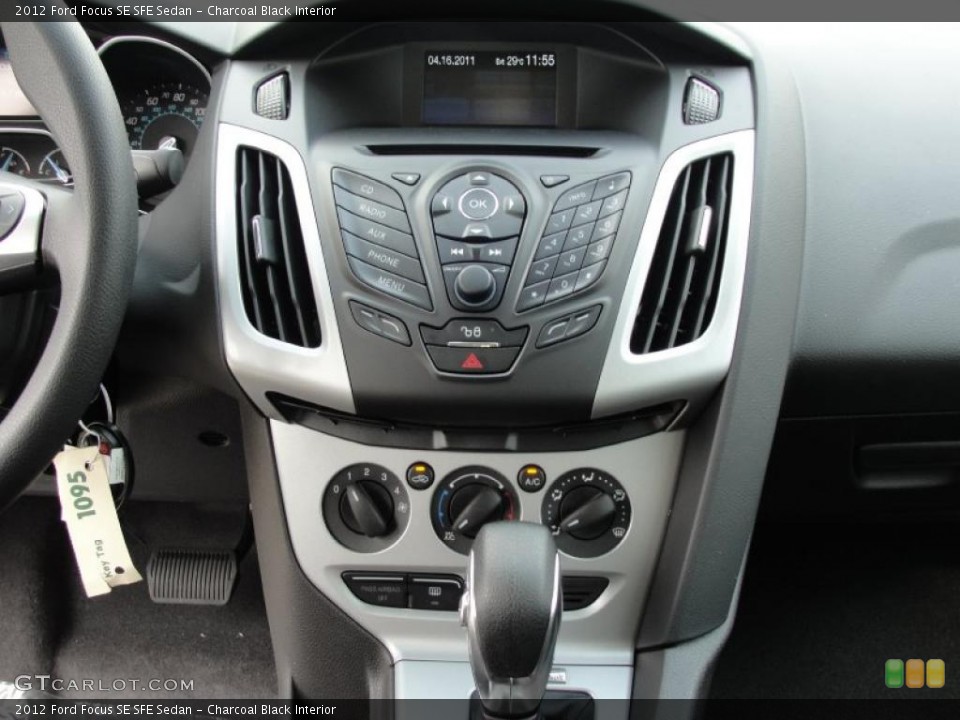 Charcoal Black Interior Controls for the 2012 Ford Focus SE SFE Sedan #48401232