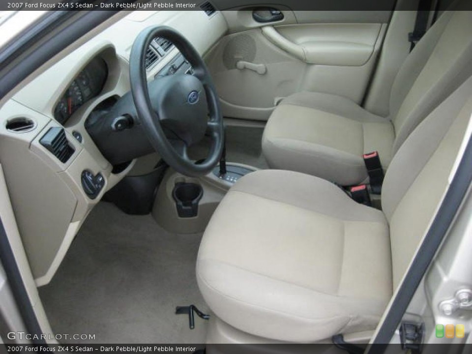 Dark Pebble/Light Pebble Interior Photo for the 2007 Ford Focus ZX4 S Sedan #48405502