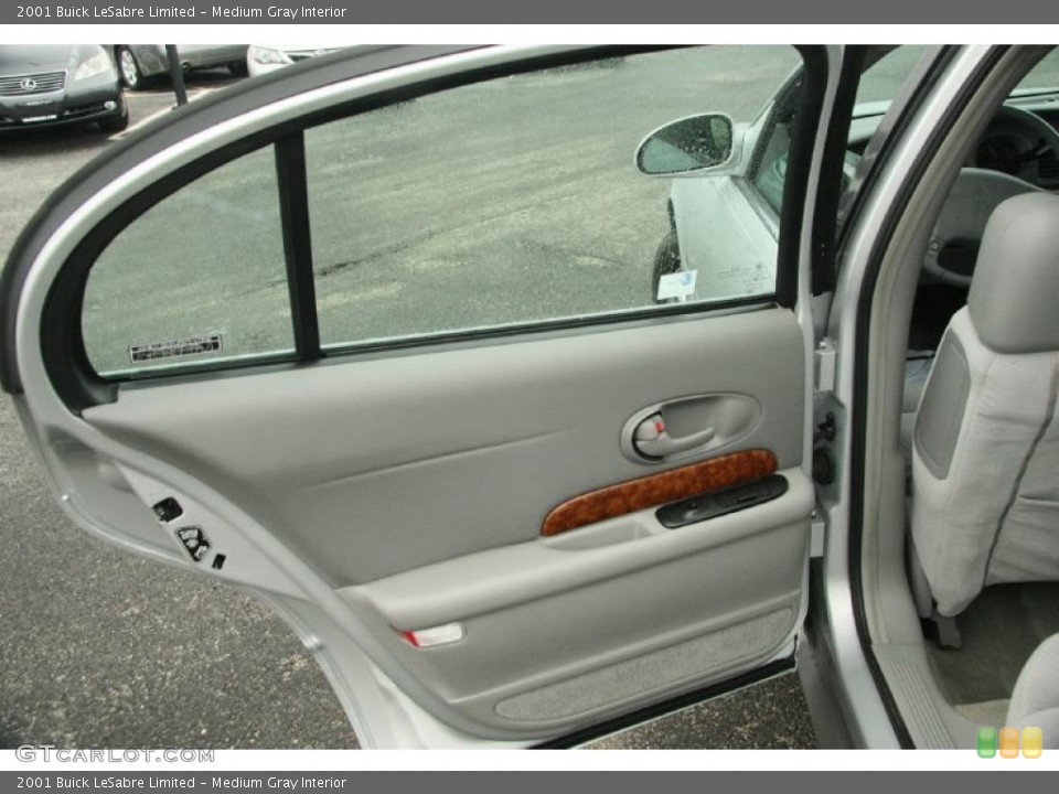 Medium Gray Interior Door Panel for the 2001 Buick LeSabre Limited #48406318