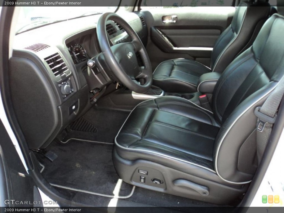 Ebony/Pewter Interior Photo for the 2009 Hummer H3 T #48424055