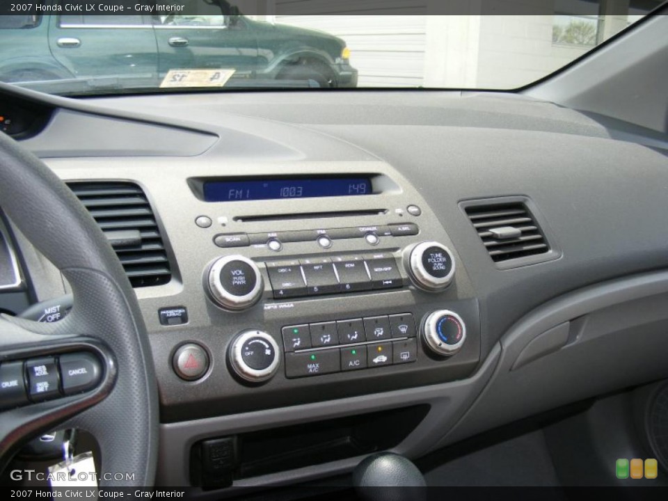 Gray Interior Controls for the 2007 Honda Civic LX Coupe #48425974