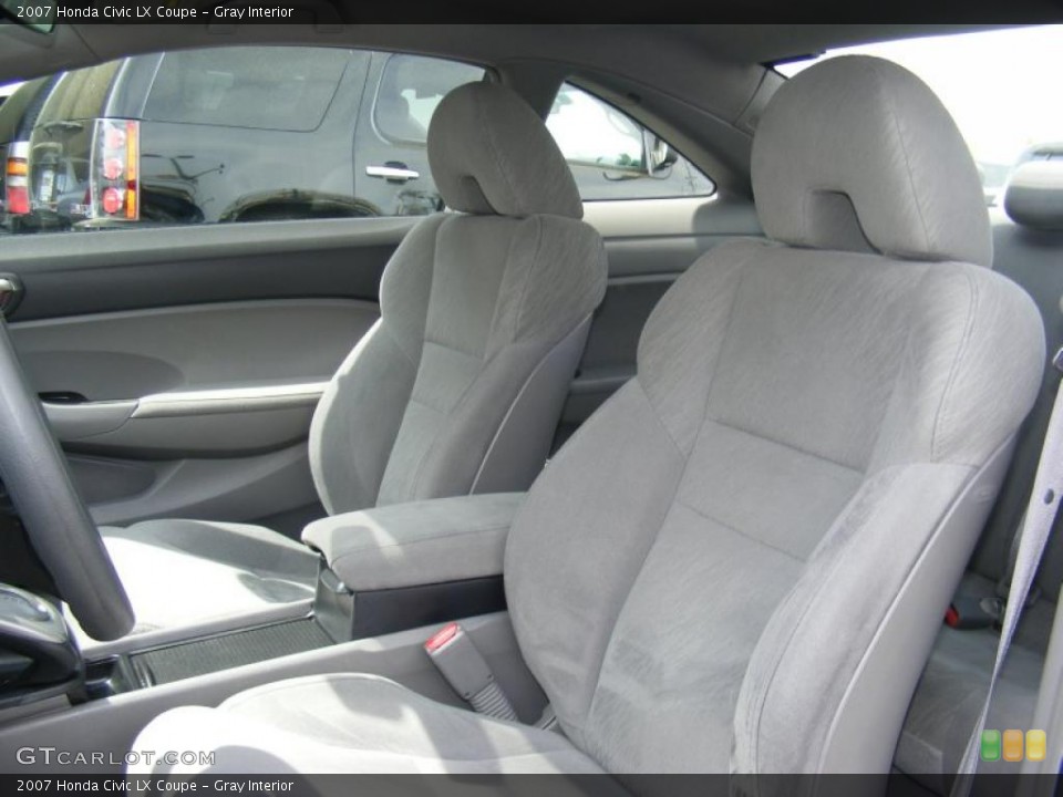 Gray Interior Photo for the 2007 Honda Civic LX Coupe #48426010