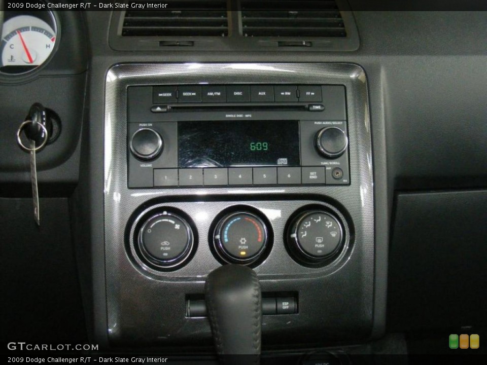 Dark Slate Gray Interior Controls for the 2009 Dodge Challenger R/T #48428347