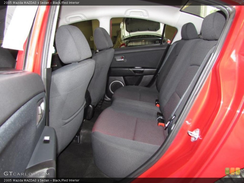 Black/Red Interior Photo for the 2005 Mazda MAZDA3 s Sedan #48433626