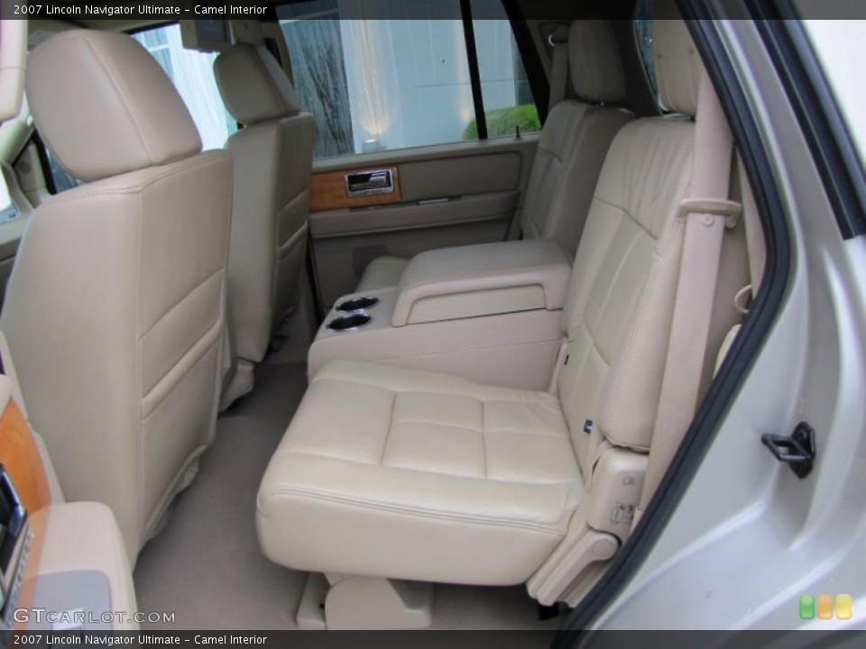 Camel Interior Photo for the 2007 Lincoln Navigator Ultimate #48436866