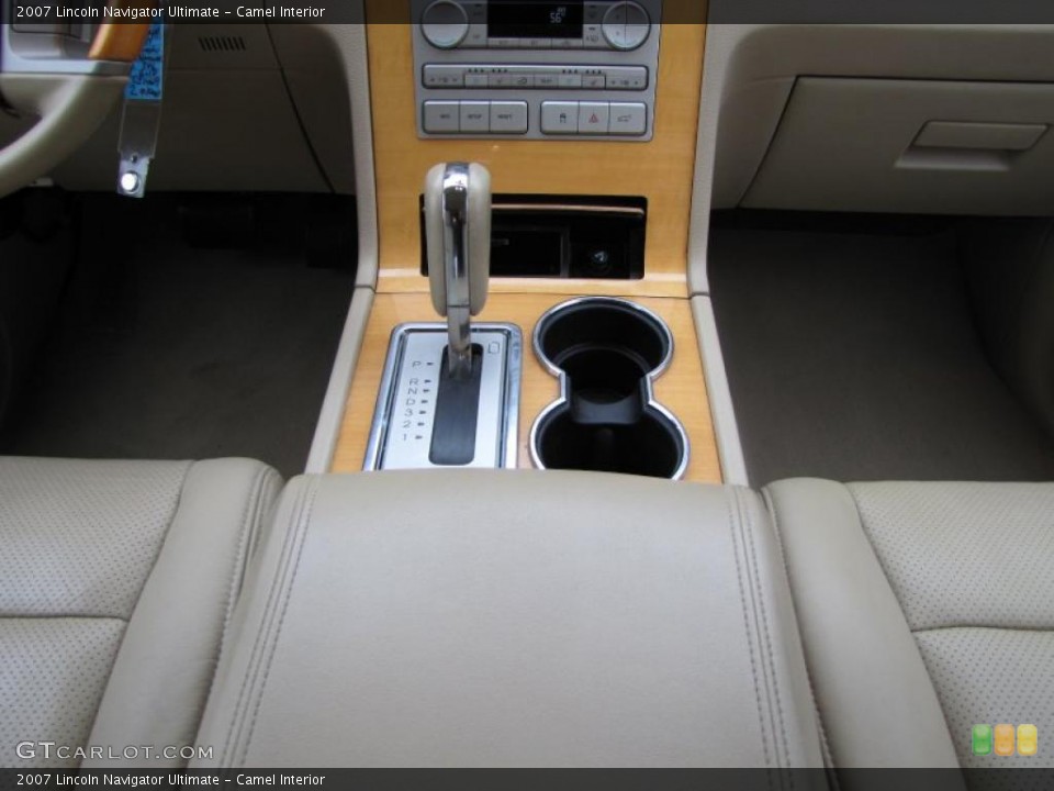 Camel Interior Photo for the 2007 Lincoln Navigator Ultimate #48437058