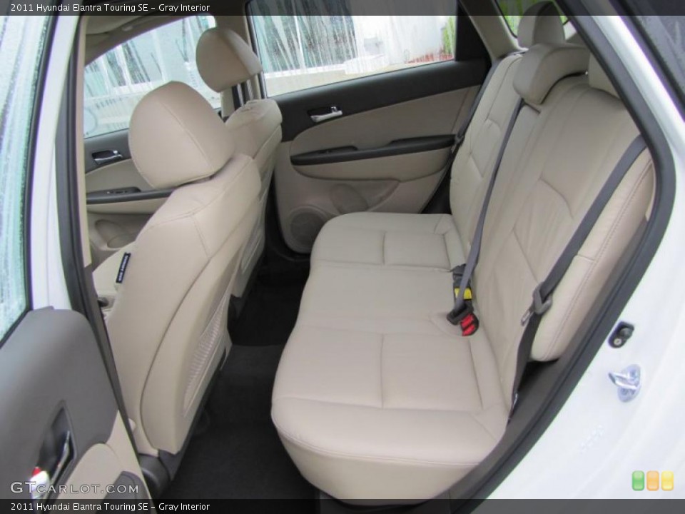 Gray Interior Photo for the 2011 Hyundai Elantra Touring SE #48437403