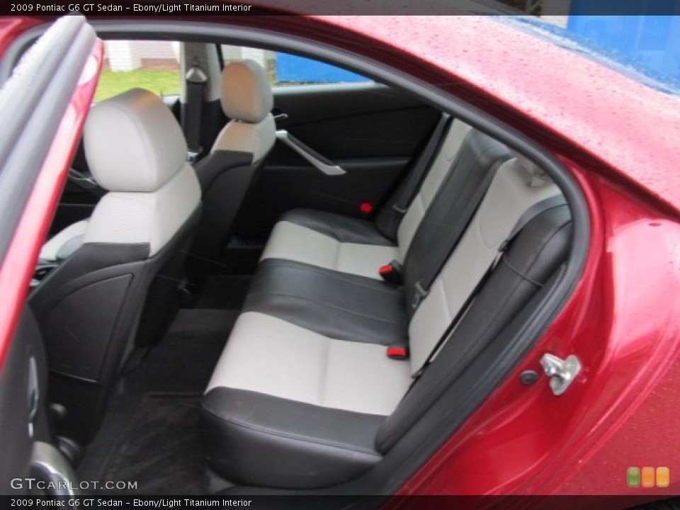 Ebony/Light Titanium Interior Photo for the 2009 Pontiac G6 GT Sedan #48438755