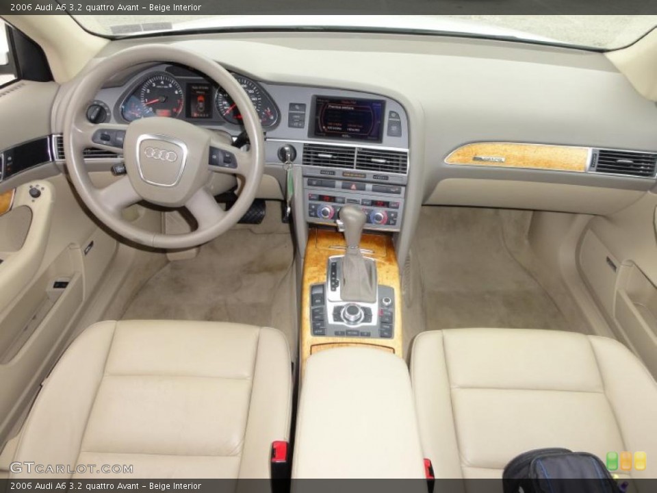 Beige Interior Dashboard for the 2006 Audi A6 3.2 quattro Avant #48441507