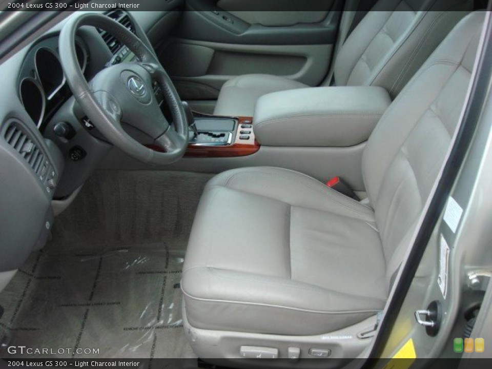 Light Charcoal Interior Photo for the 2004 Lexus GS 300 #48444057